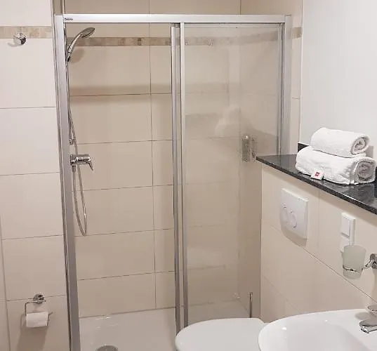 Landgasthof Kelzenberg Kro 3*